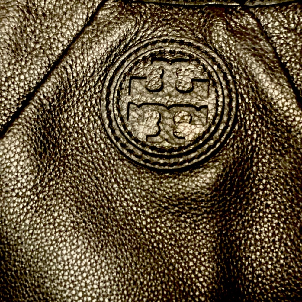 Beautiful pebbled leather Tory Burch crossbody